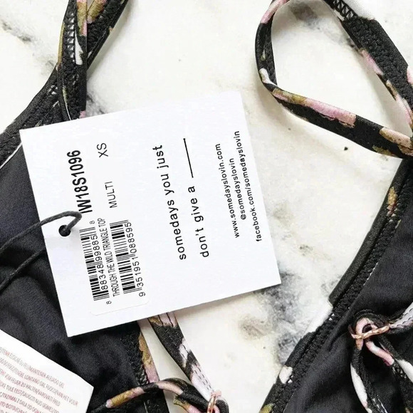 Somedays Lovin Through The Wild Triangle Top NWT - Picture 7 of 7